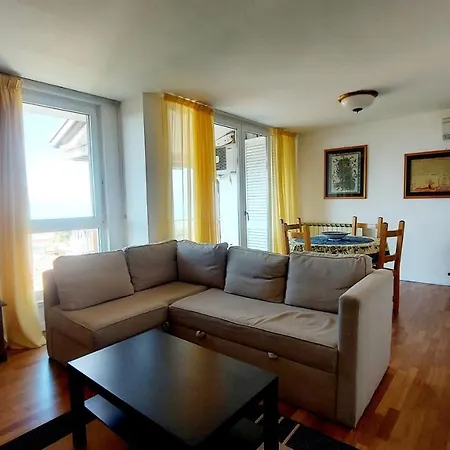 Panoramic Apartment Bardolino